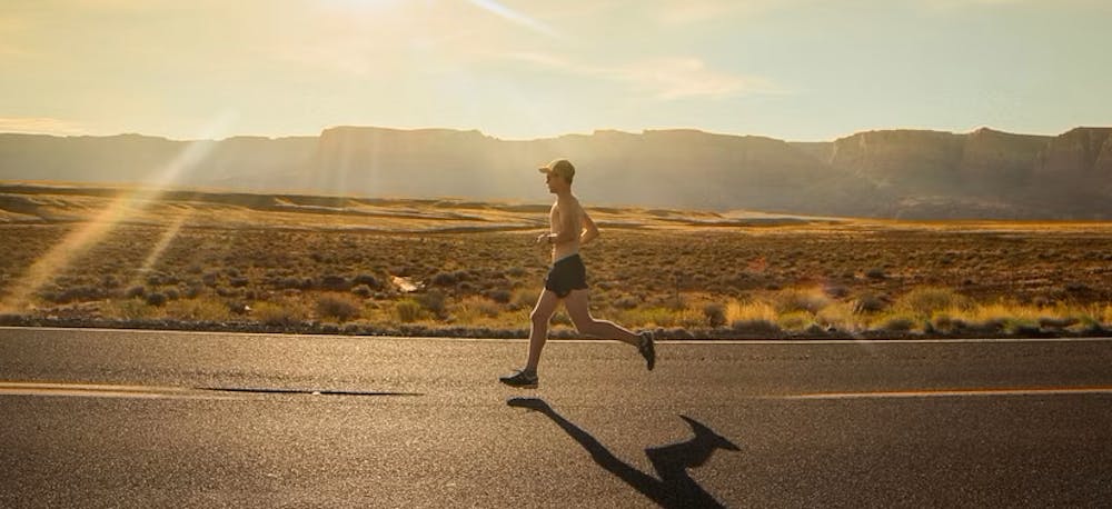 Διαλειμματική νηστεία και τρέξιμο: Μπορούν να συνυπάρξουν; Όλες οι απαντήσεις runbeat.gr